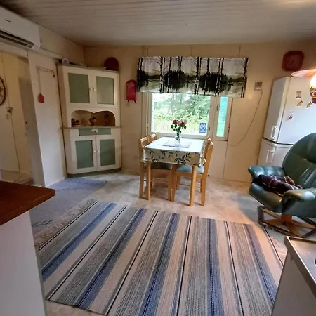 Mummonmökki Vetelissä